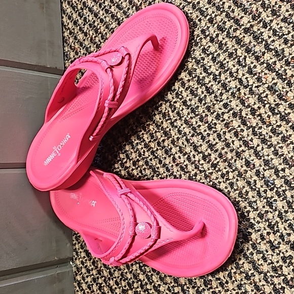 Minnetonka Womens Silverthorne Prism Sandal Size 9 - Picture 1 of 9